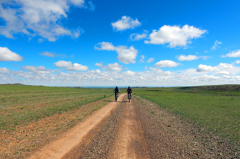 Cycling holiday in Mongolian gobi terrain